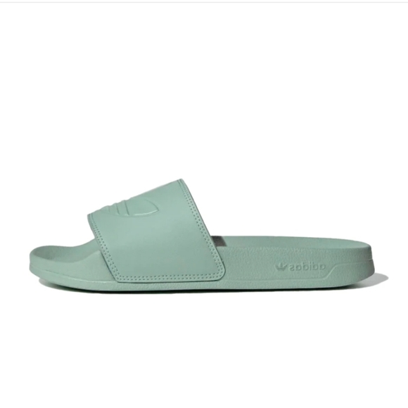 NWT Men's Adidas Adilette Slides - Picture 10 of 13